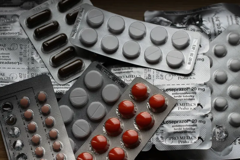 Same Medicine, Lower Price: Understanding Generic Drugs and What They Mean for Canadian Patients