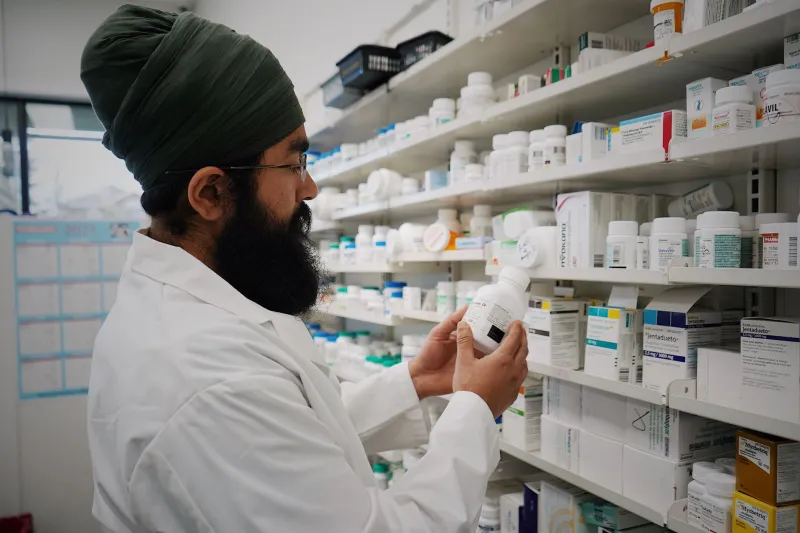 Mixing Medications Safely: What Every Canadian Patient Should Understand Before Filling Their Next Prescription