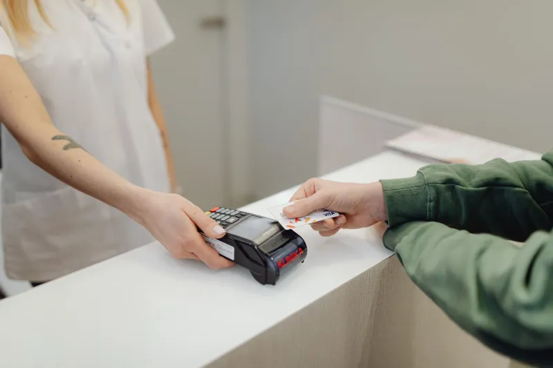 Points That Never Pay Off: The Hidden Mechanics of Canadian Pharmacy Loyalty Programs