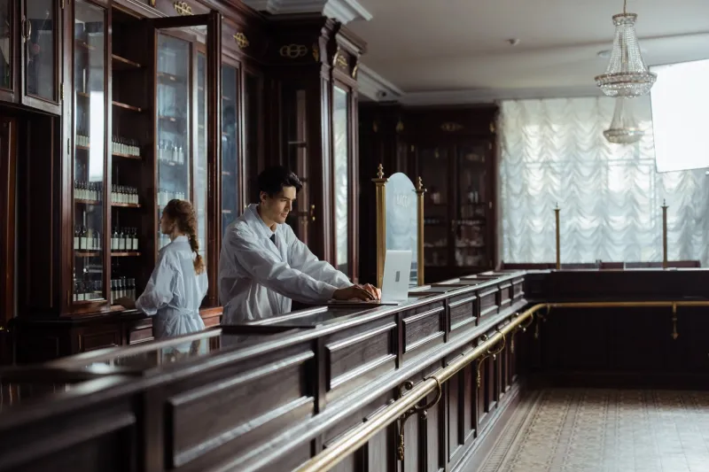 Moving Your Prescriptions: A Step-by-Step Guide to Switching Pharmacies Without Missing a Dose